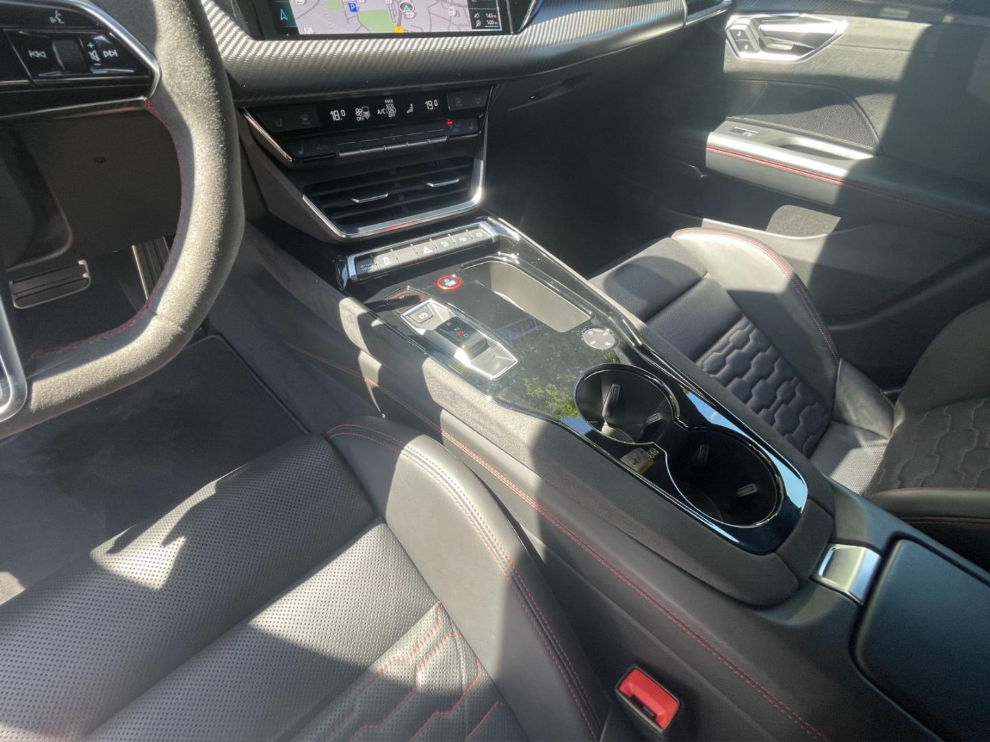 Image about Audi RS e-tron GT e-tron quattro