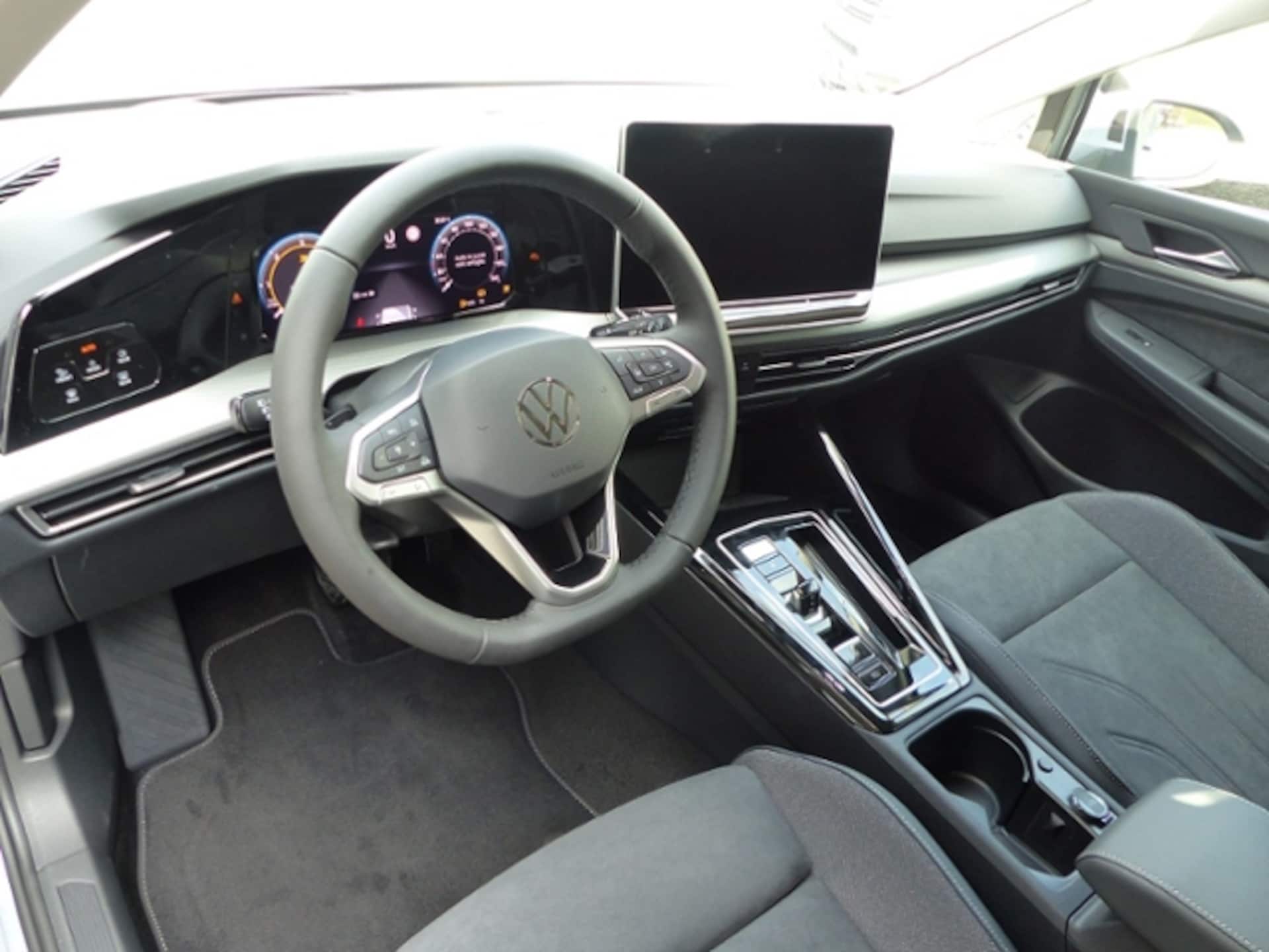 Volkswagen Golf Variant Style