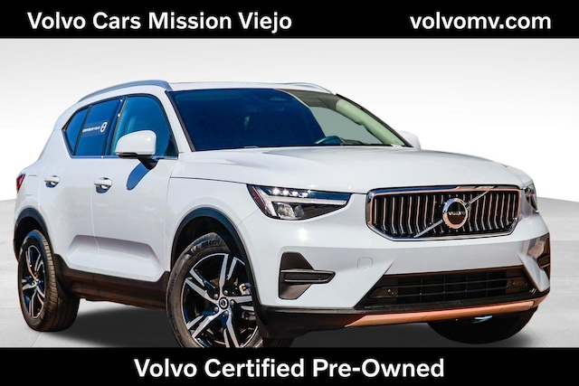 2025 Volvo XC40
