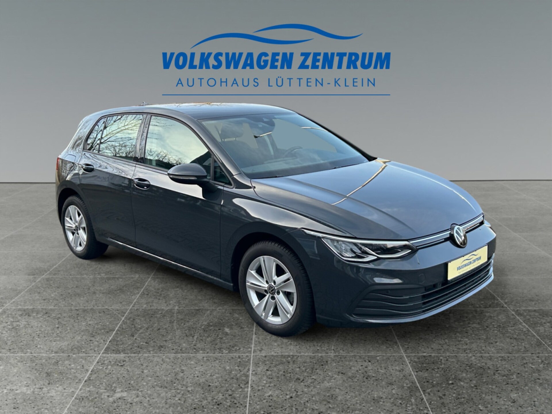 Volkswagen Golf Life