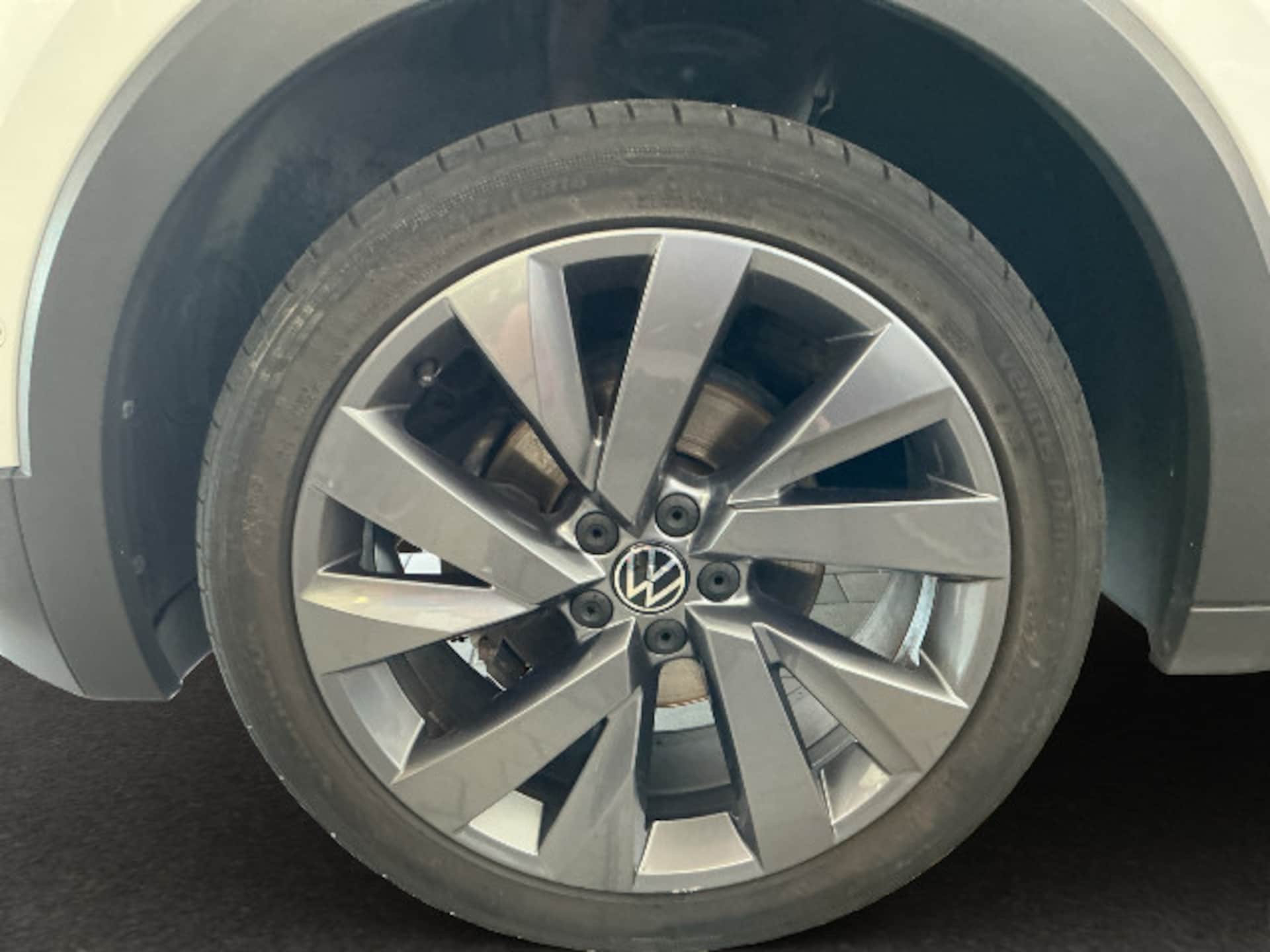 Volkswagen T-Cross Style