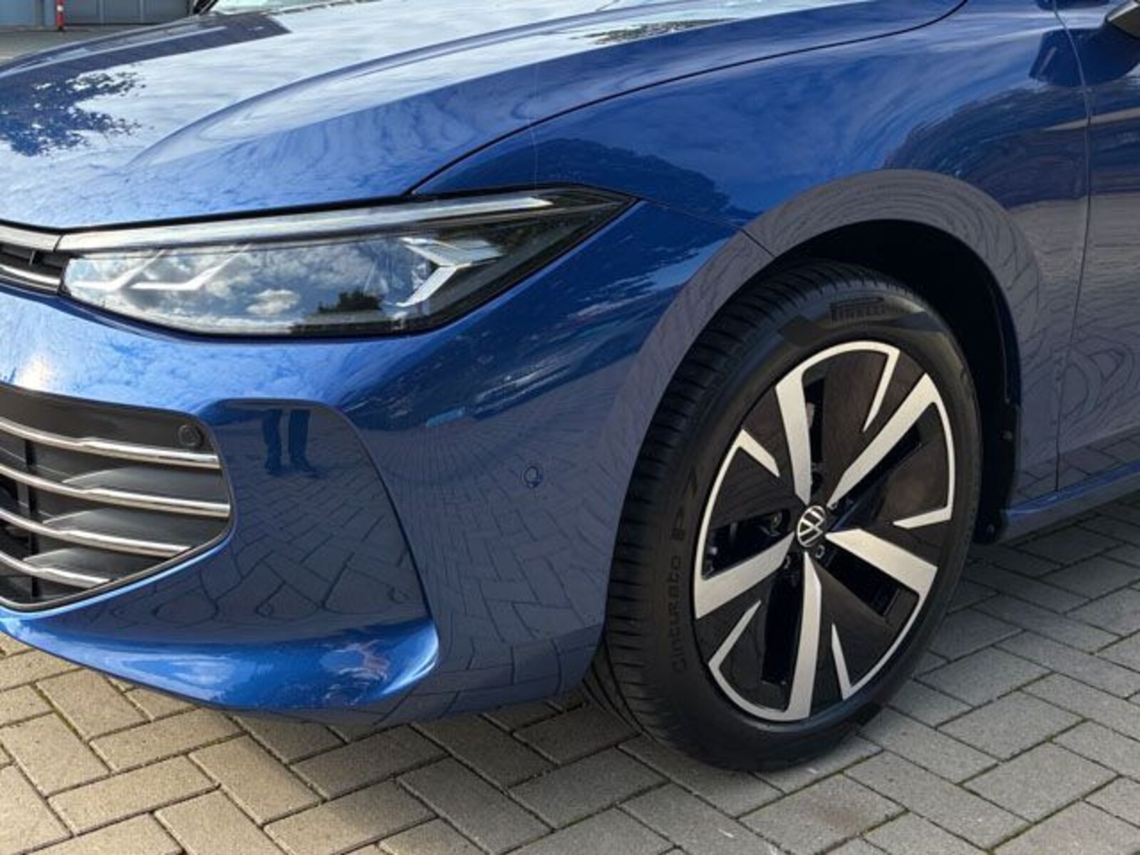 Volkswagen Passat – Bild 9