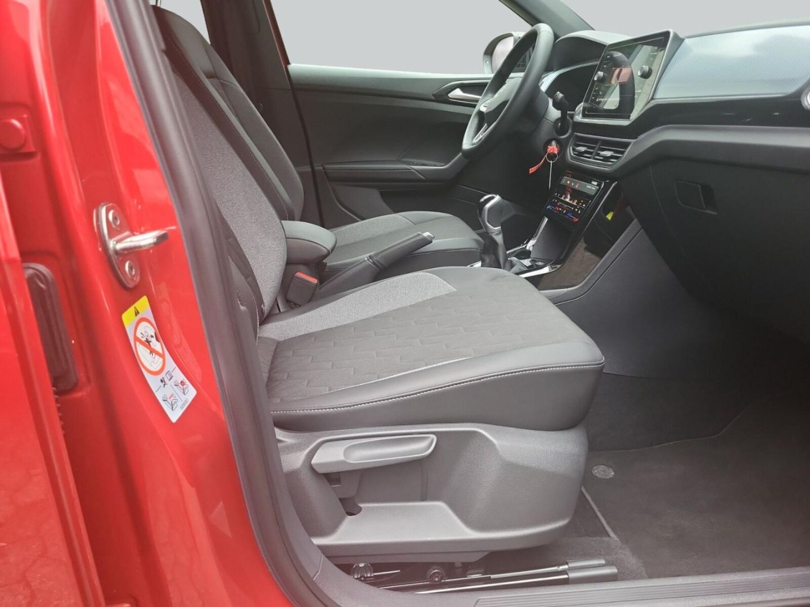 Volkswagen T-Cross – Bild 12