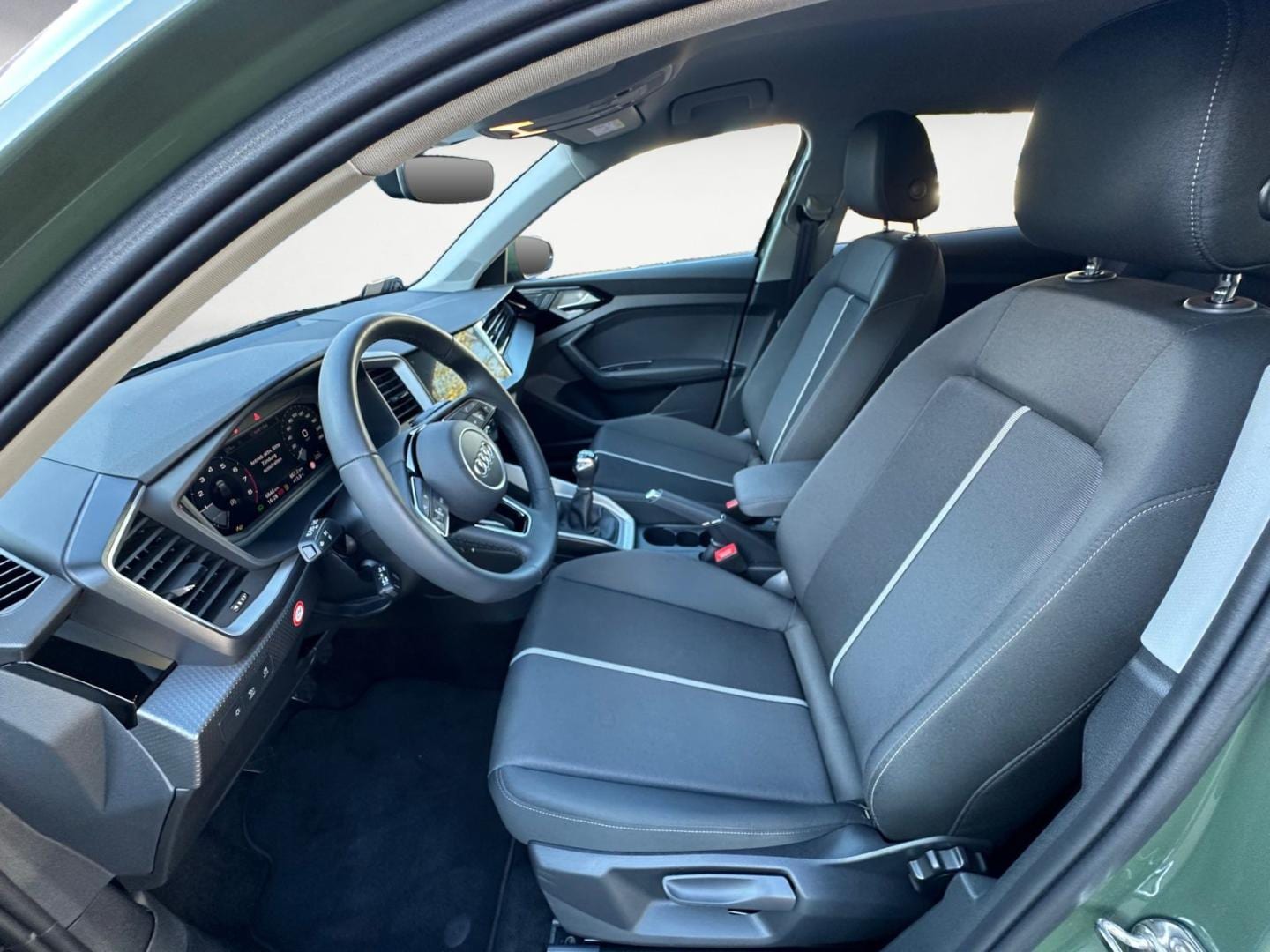 Bild über Audi A1 Sportback advanced 30 TFSI Schaltgetriebe - für weitere Informationen kontaktieren Sie den Audi Partner
