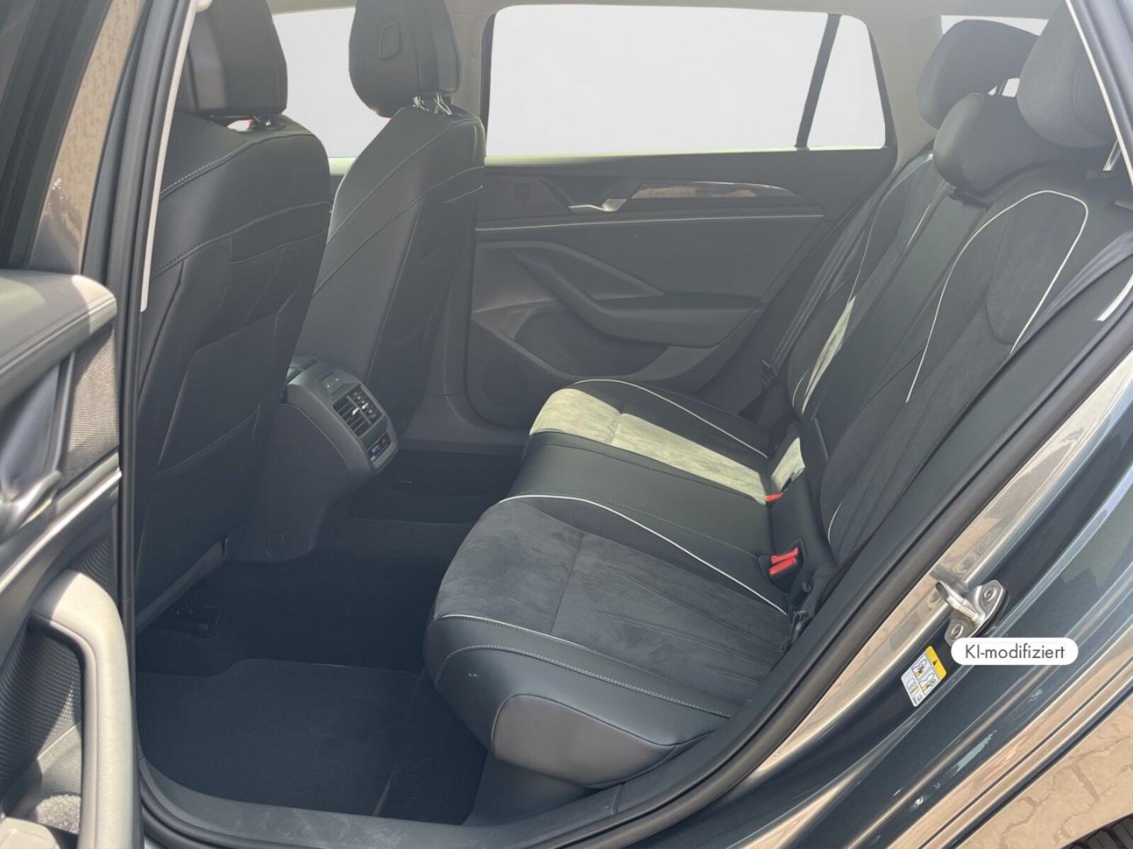 Volkswagen Passat – Bild 14
