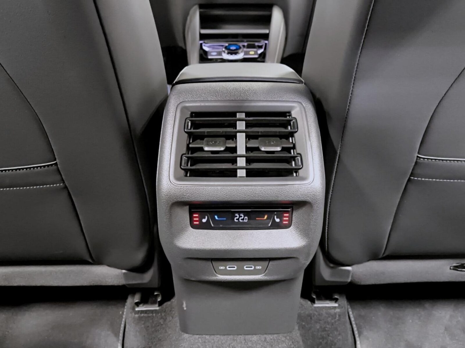 Volkswagen Tiguan – Bild 12