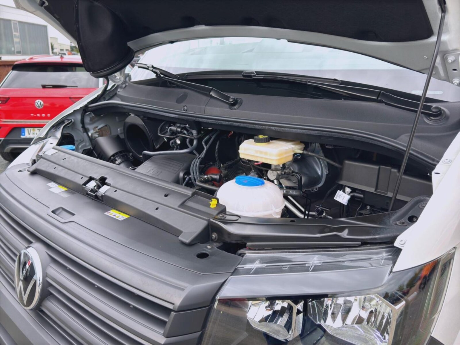 Volkswagen Crafter Kasten mittlerer Radstand – Bild 19