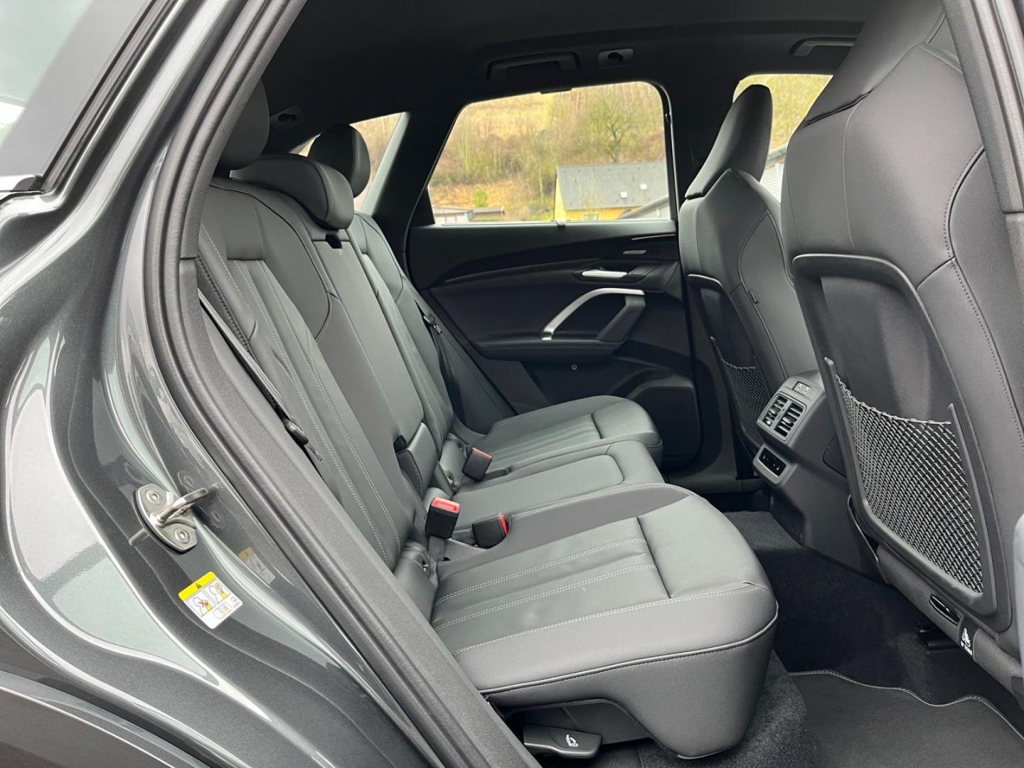 Image about Audi Q5 SUV TDI quattro 150 kW S tronic