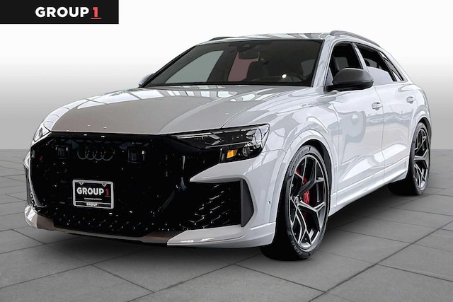 2026 Audi RS Q8 SUV performance