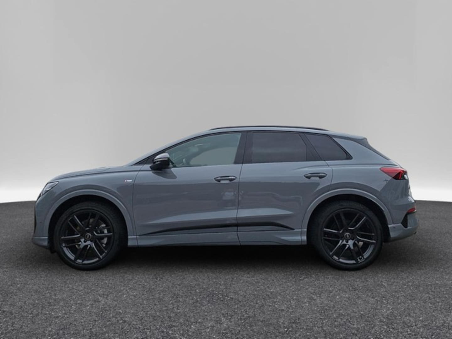 Bild über Audi Q4 SUV e-tron e-tron quattro 220 kW - für weitere Informationen kontaktieren Sie den Audi Partner