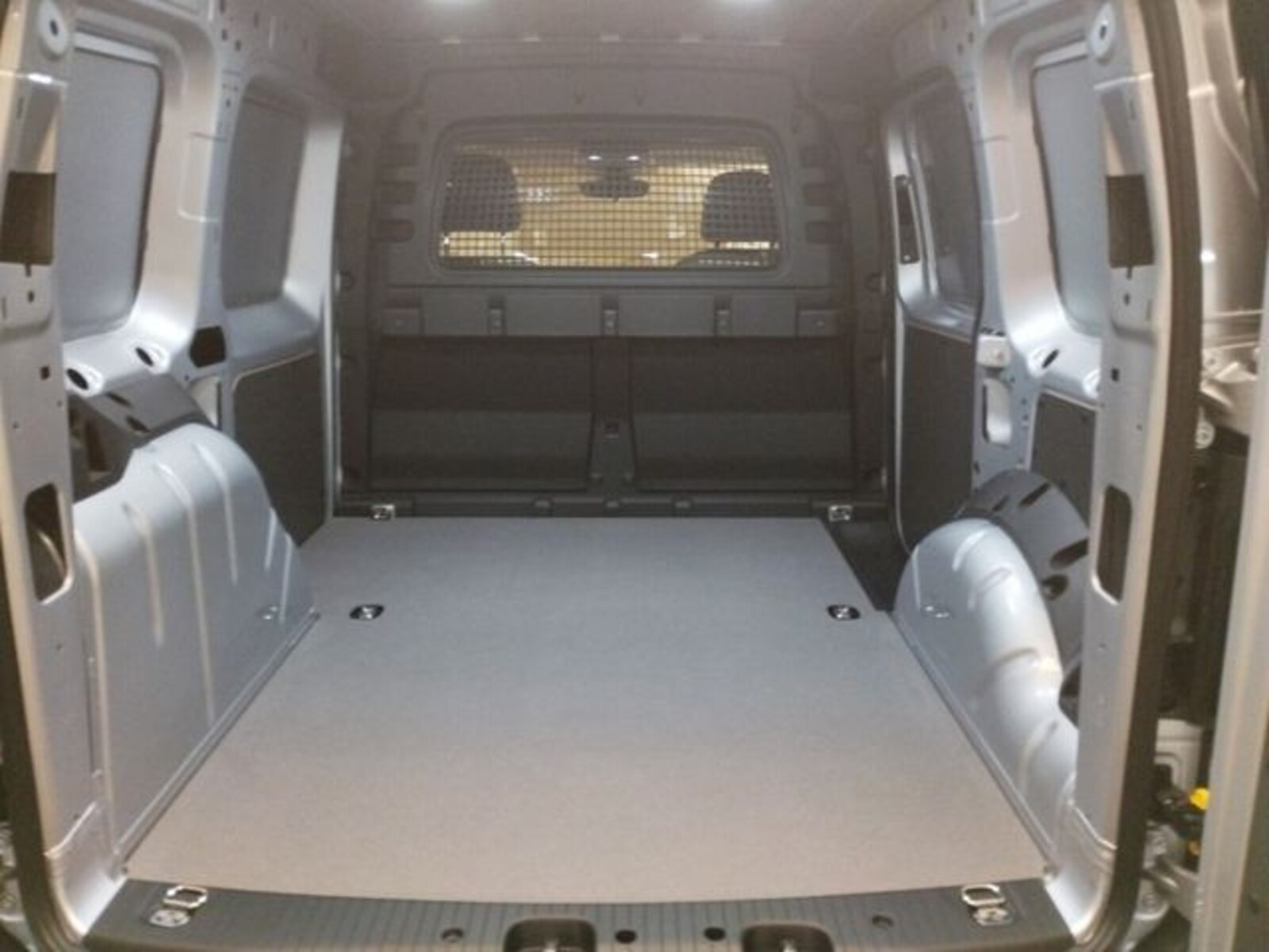 Volkswagen Caddy Cargo – Bild 11