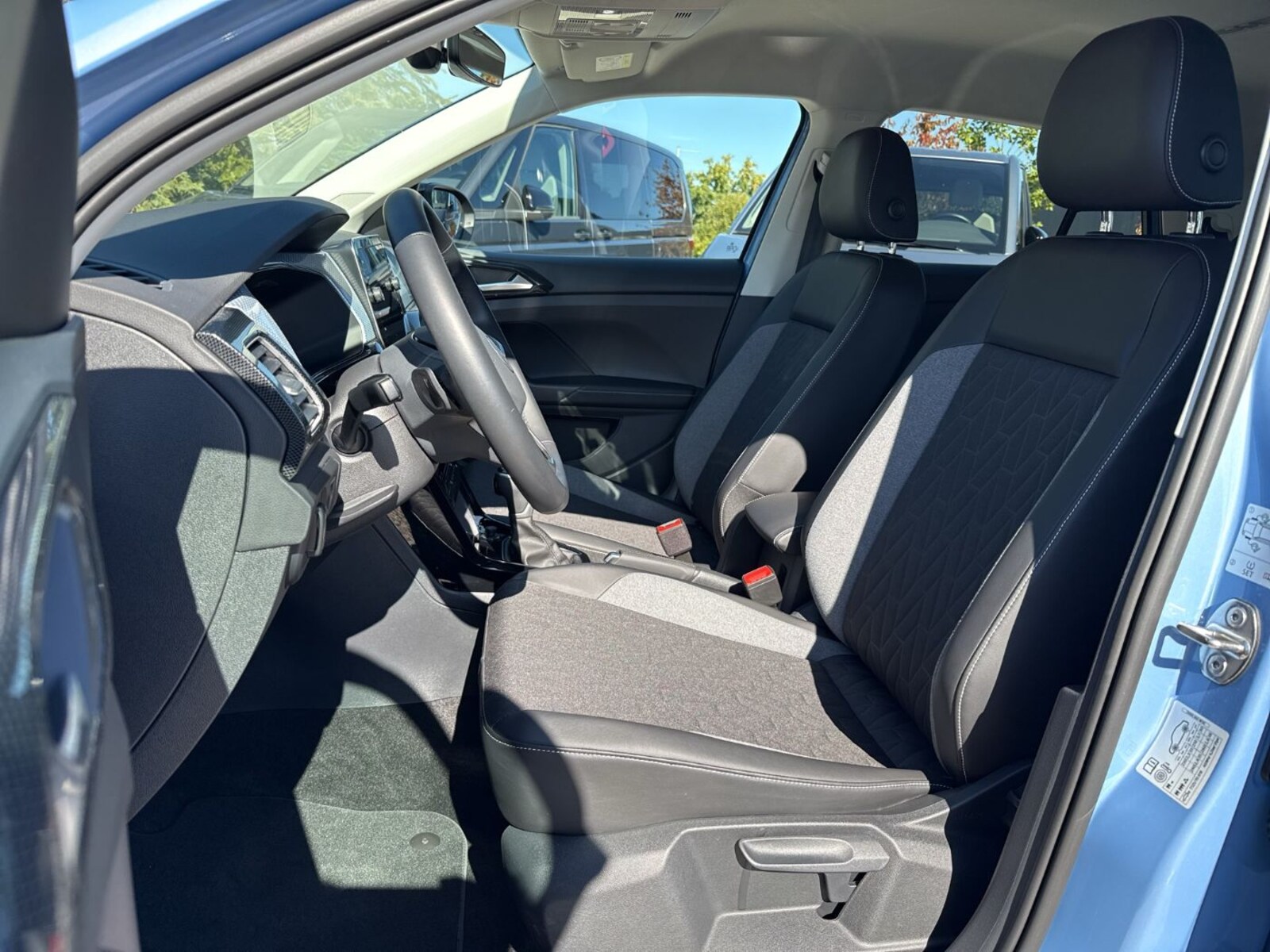 Volkswagen T-Cross – Bild 12