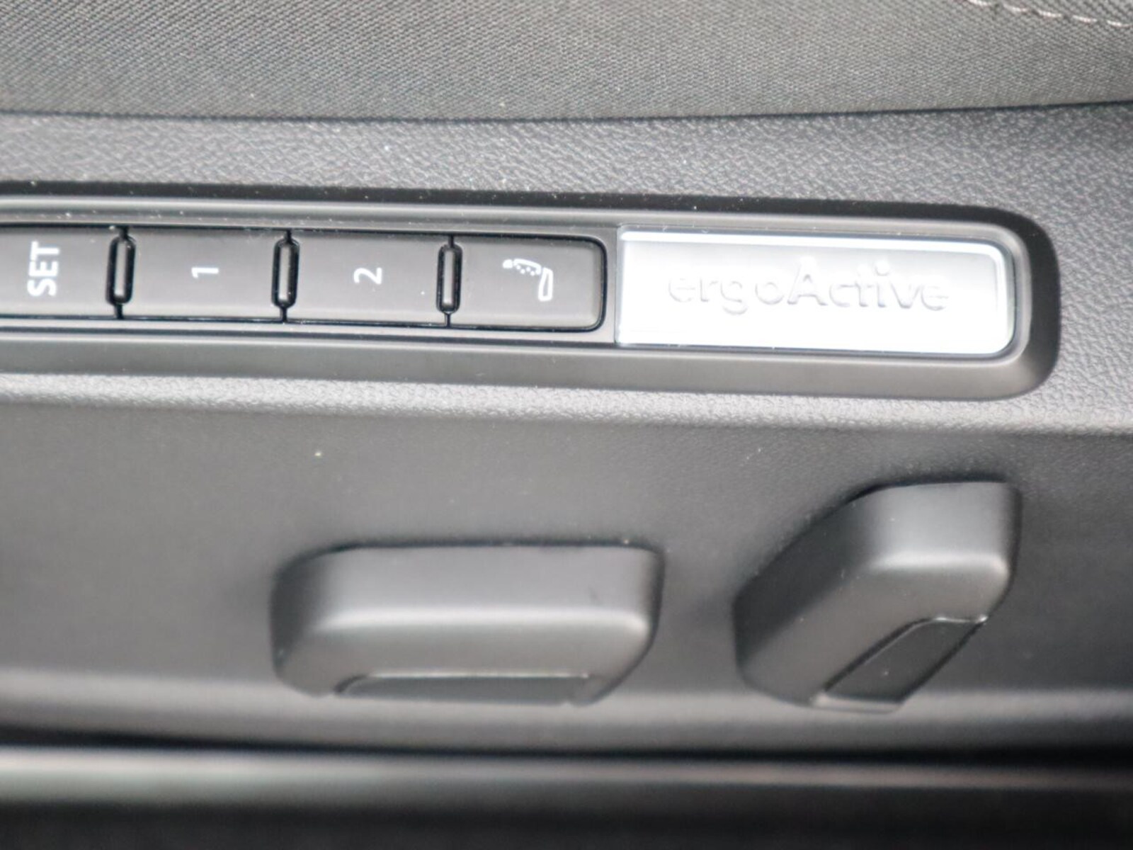 Volkswagen Golf Variant – Bild 8