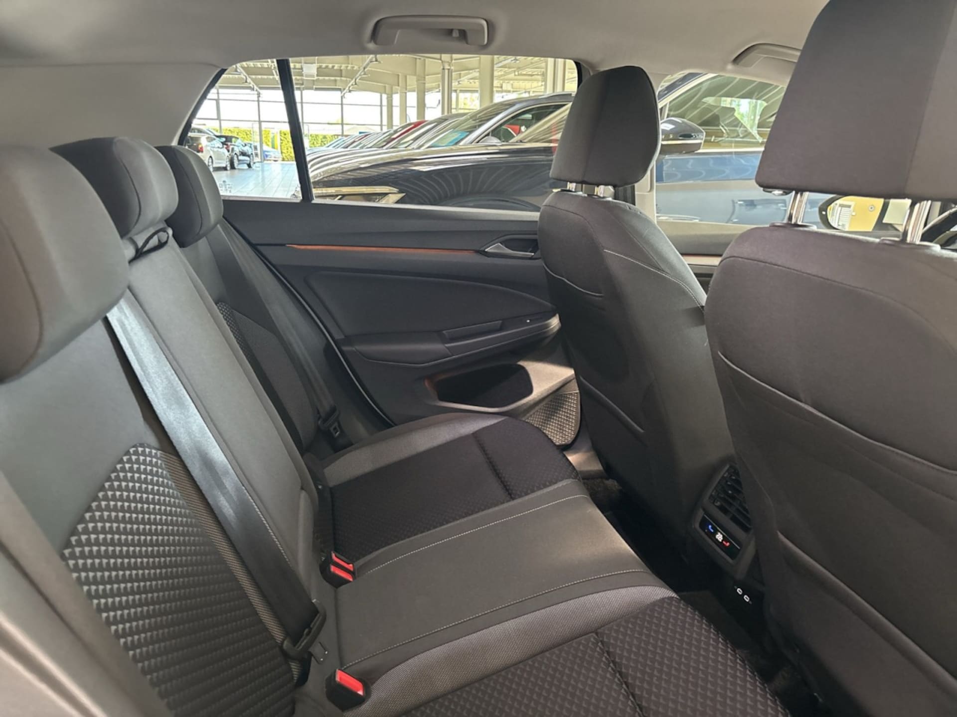 Volkswagen Golf Active