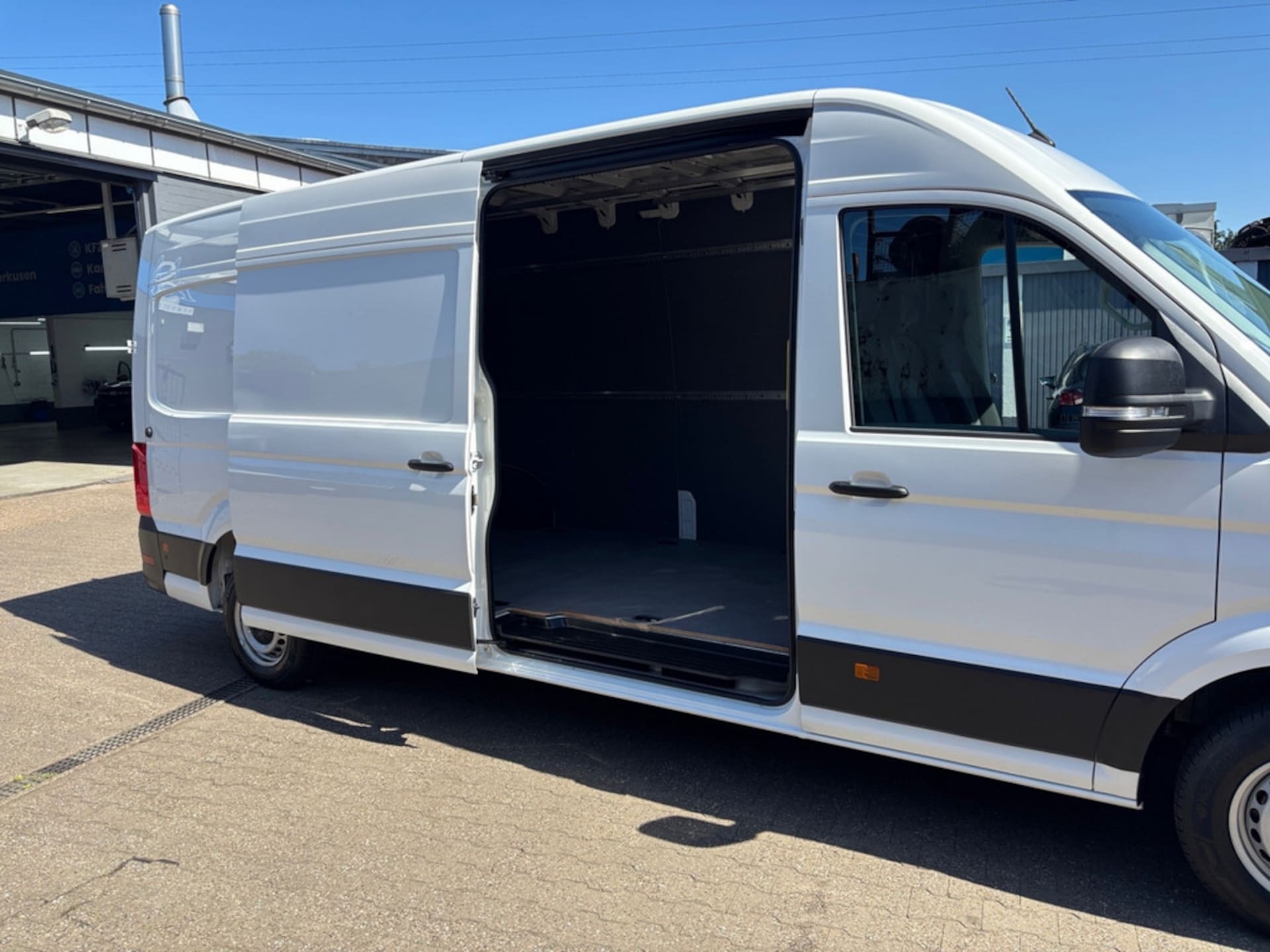 Volkswagen Crafter Kasten langer Radstand