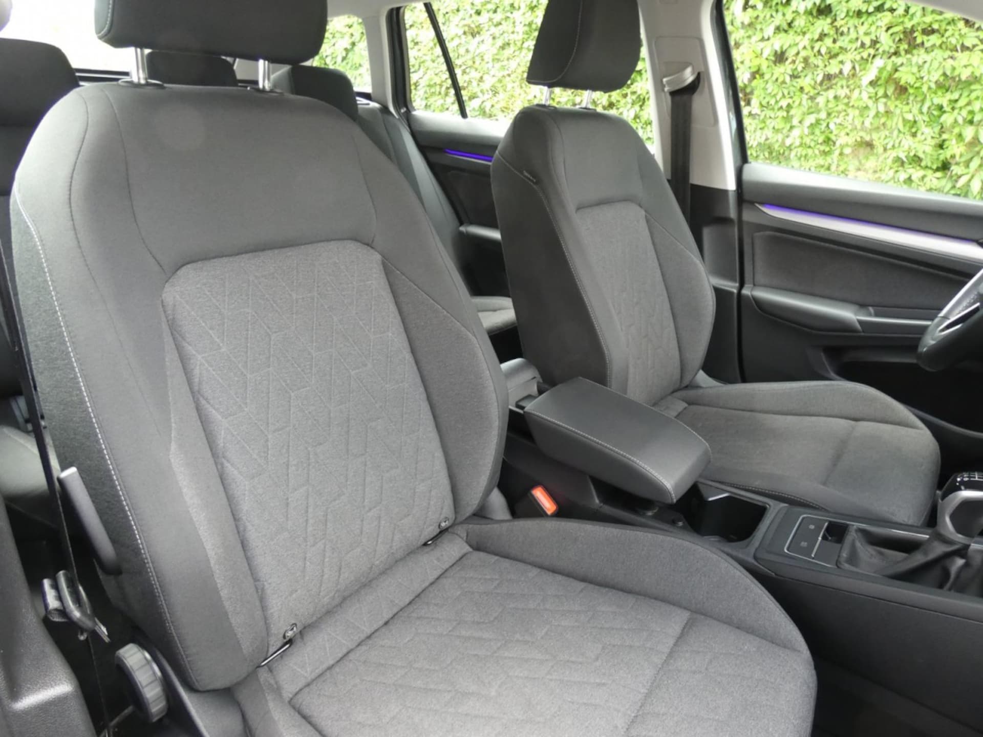 Volkswagen Golf Variant Life