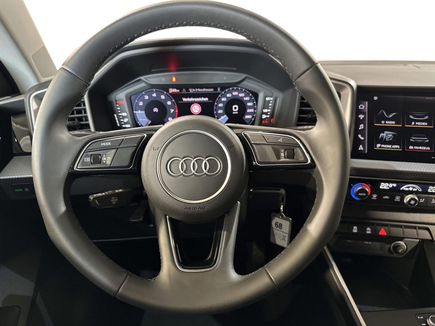 Bild über Audi A1 Sportback advanced 30 TFSI Schaltgetriebe - für weitere Informationen kontaktieren Sie den Audi Partner