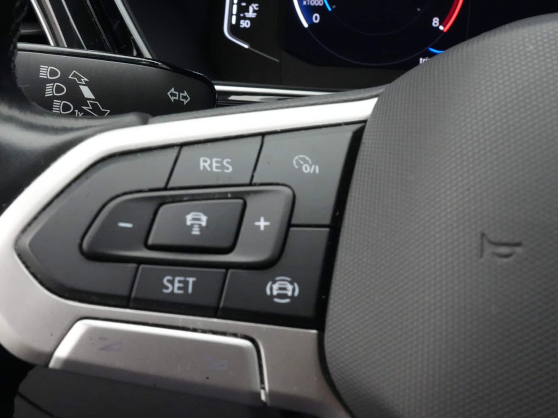 Volkswagen T-Cross Style