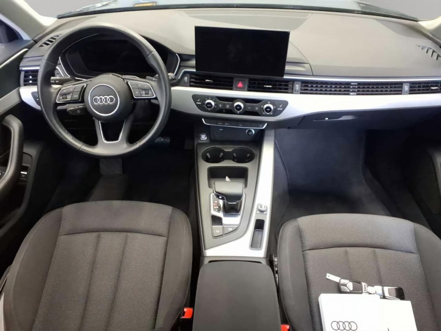 Bild über Audi A4 Avant advanced 35 TFSI S tronic - für weitere Informationen kontaktieren Sie den Audi Partner