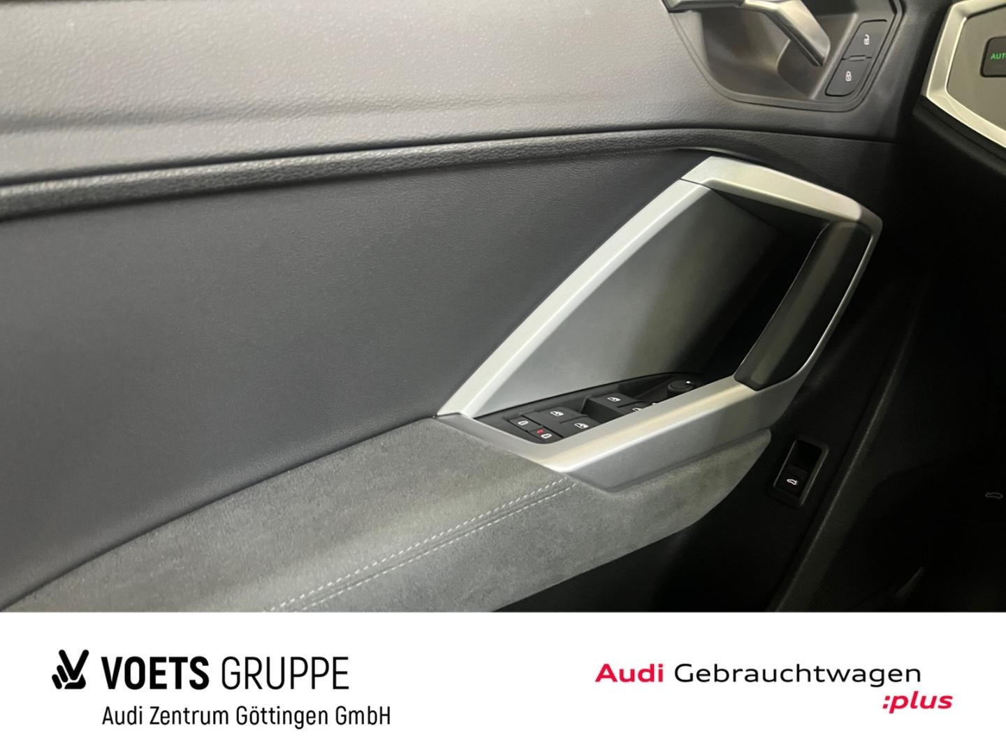 Bild über Audi Q3 TFSI quattro 180 kW S tronic - für weitere Informationen kontaktieren Sie den Audi Partner