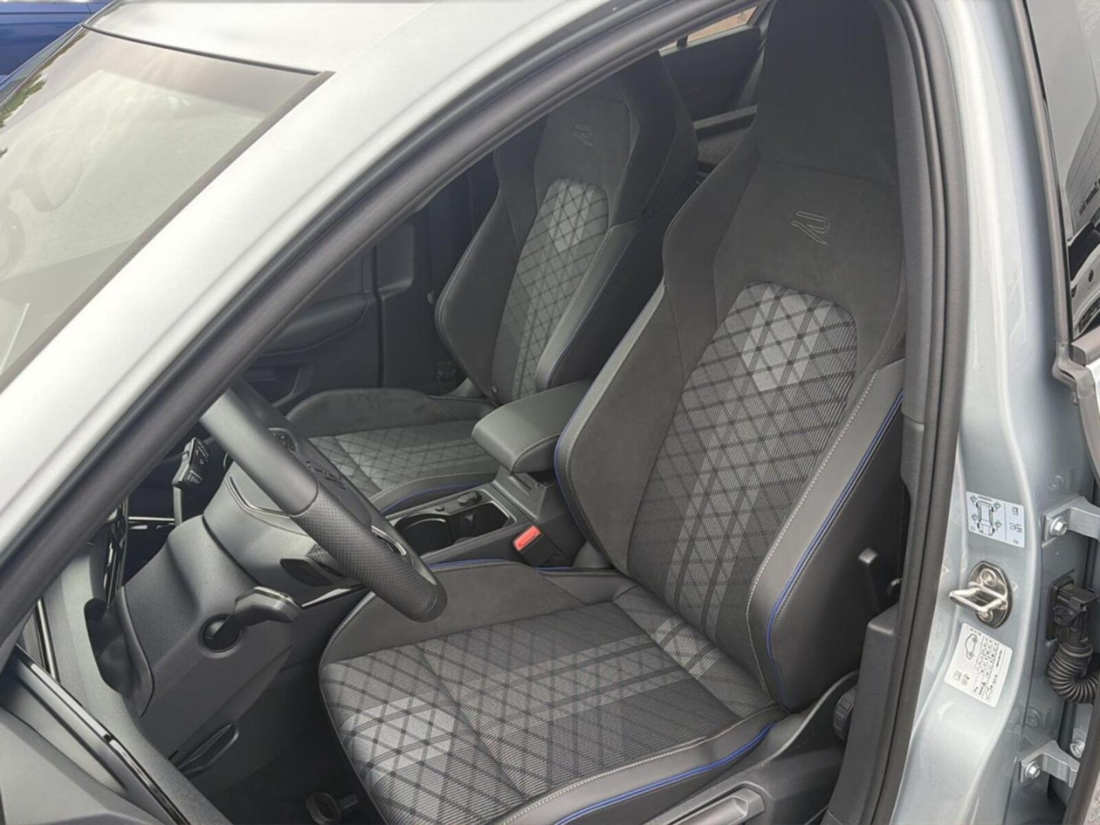 Volkswagen Golf – Bild 8