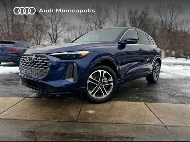 2025 Audi New Q5 Premium Plus's photo