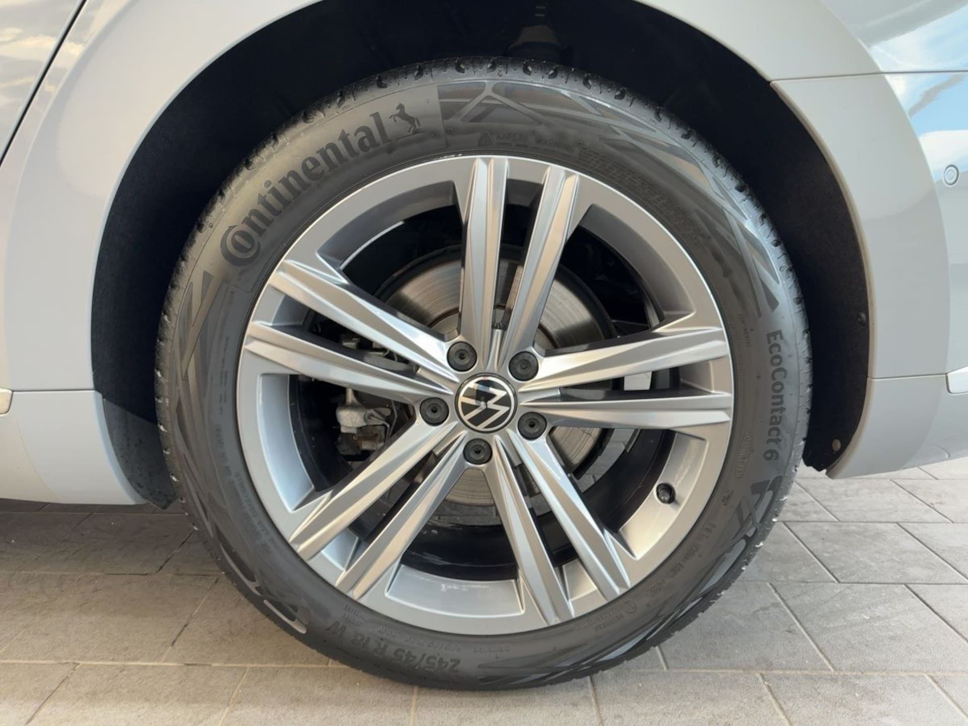 Volkswagen Arteon R-Line