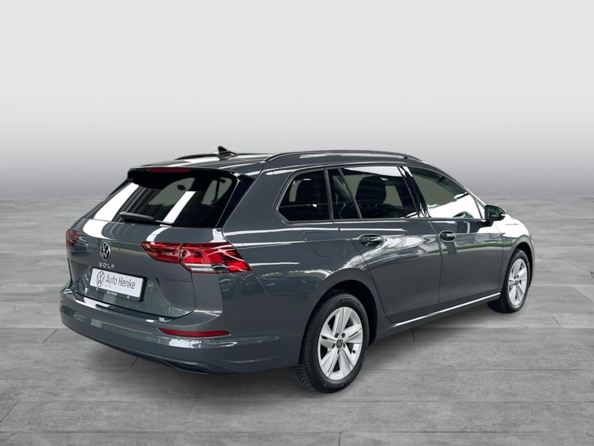 Volkswagen Golf Variant Life