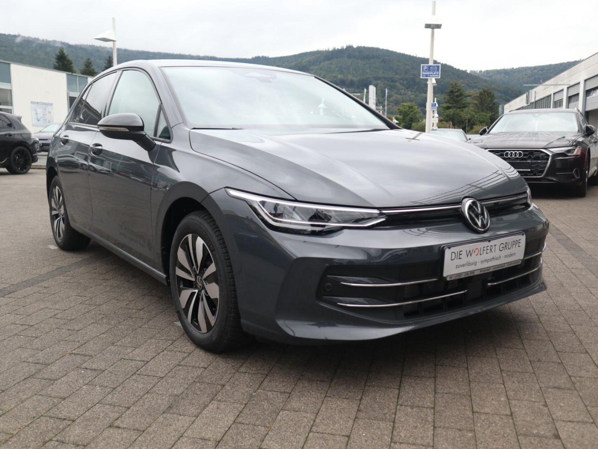 Volkswagen Golf Life