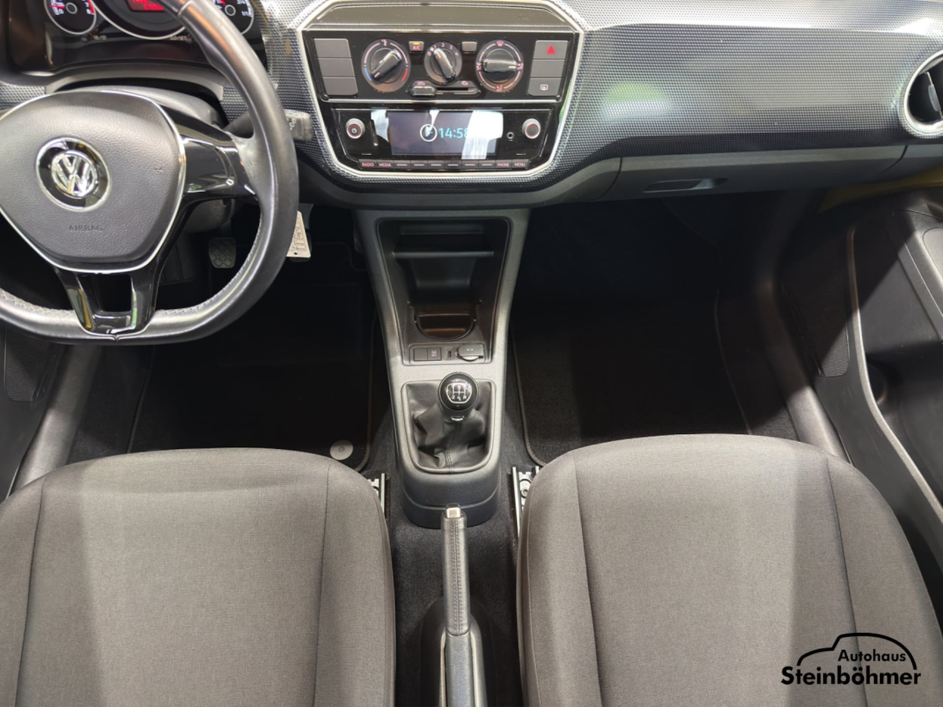 Volkswagen up! move up!