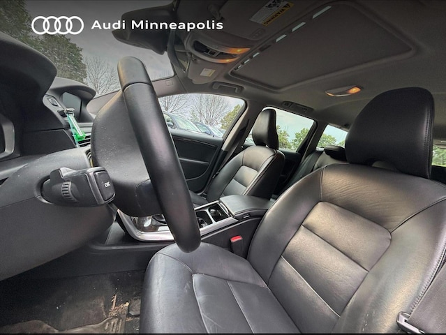 2016 Volvo XC70