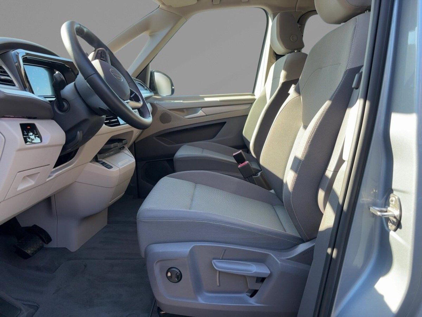 Volkswagen Multivan – Bild 6