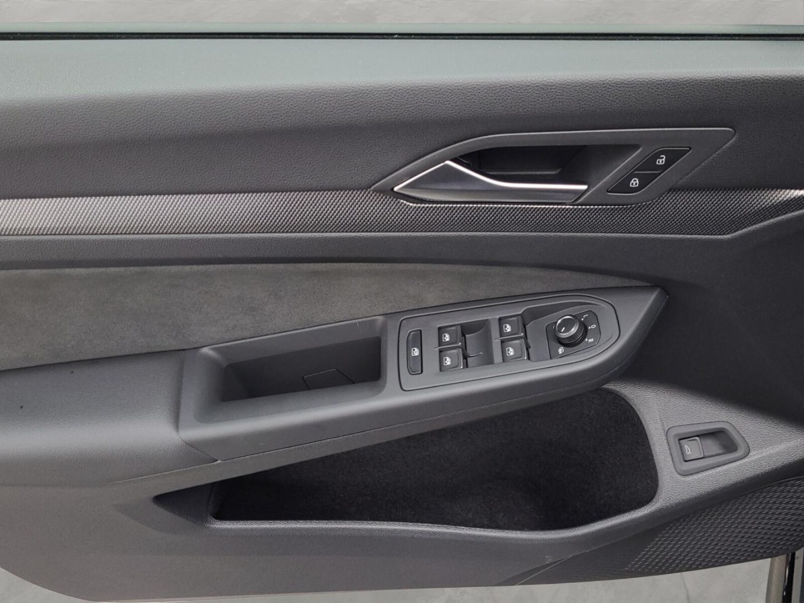 Volkswagen Golf Variant – Bild 15