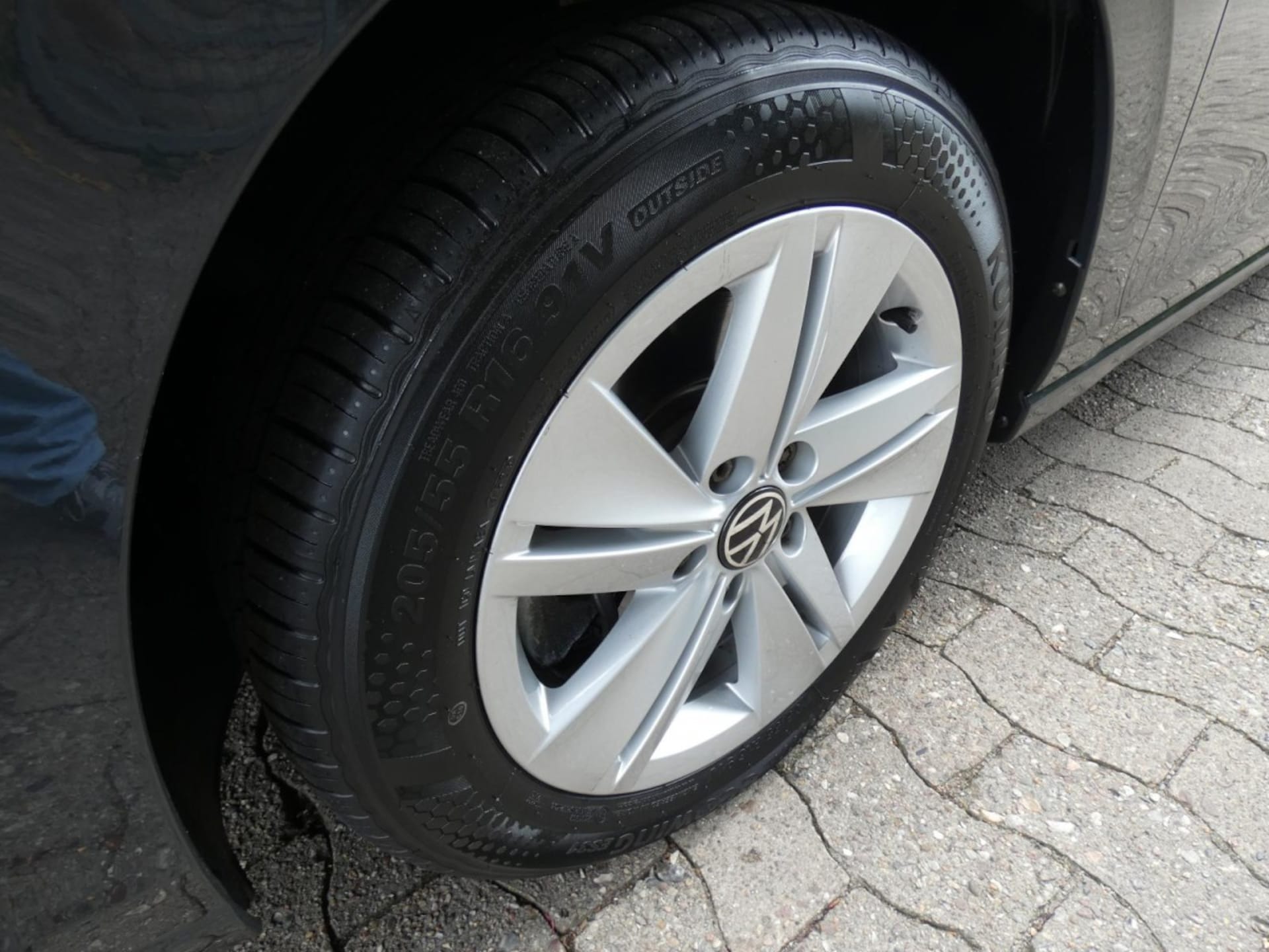 Volkswagen Golf Variant Life