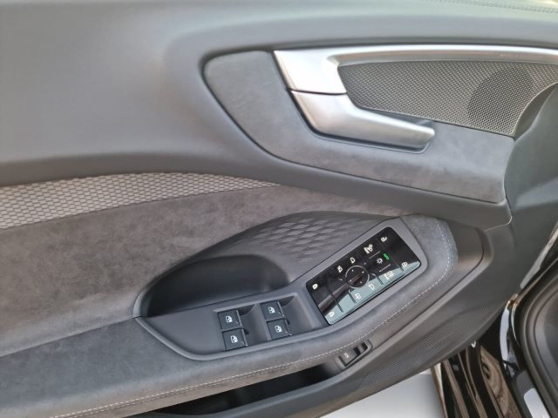 Audi A5 Limousine edition one