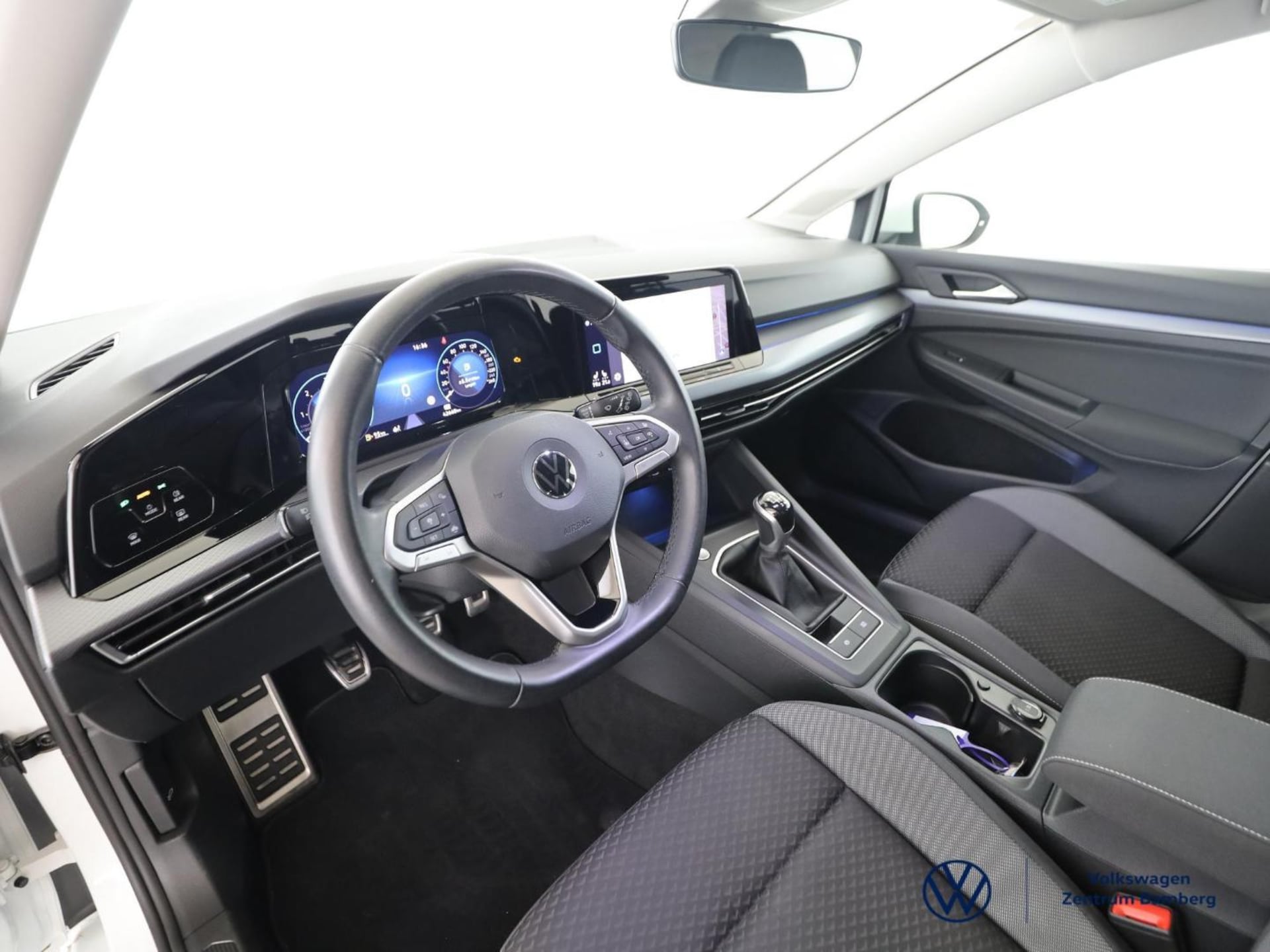 Volkswagen Golf Active