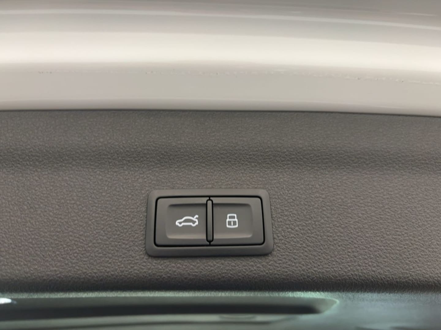 Bild über Audi A6 Avant S line 50 TDI quattro tiptronic - für weitere Informationen kontaktieren Sie den Audi Partner