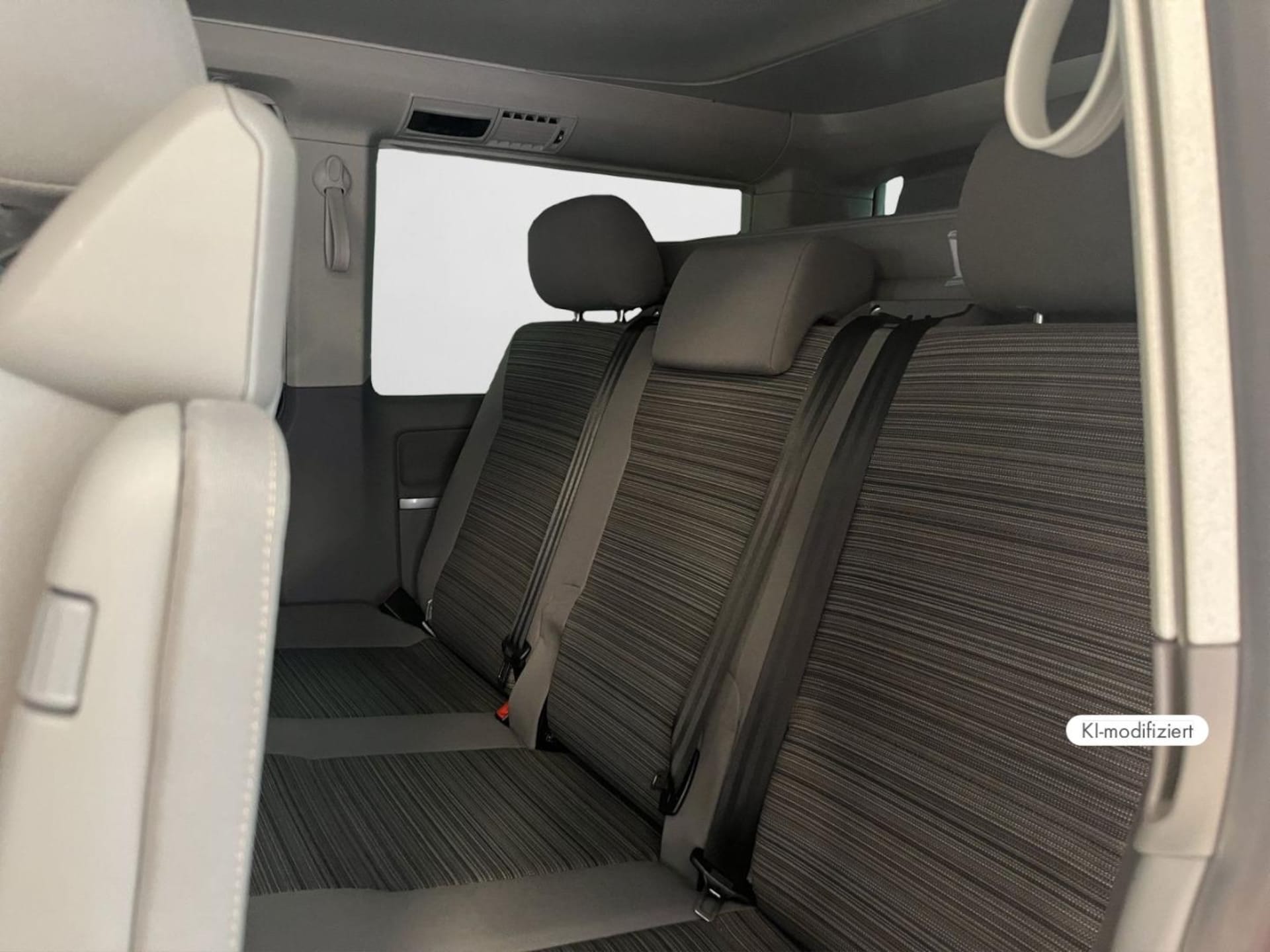 Volkswagen T6.1 California Beach