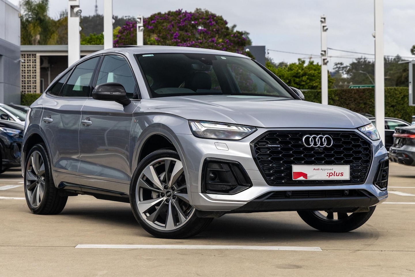 Image about Audi Q5 Sportback 45