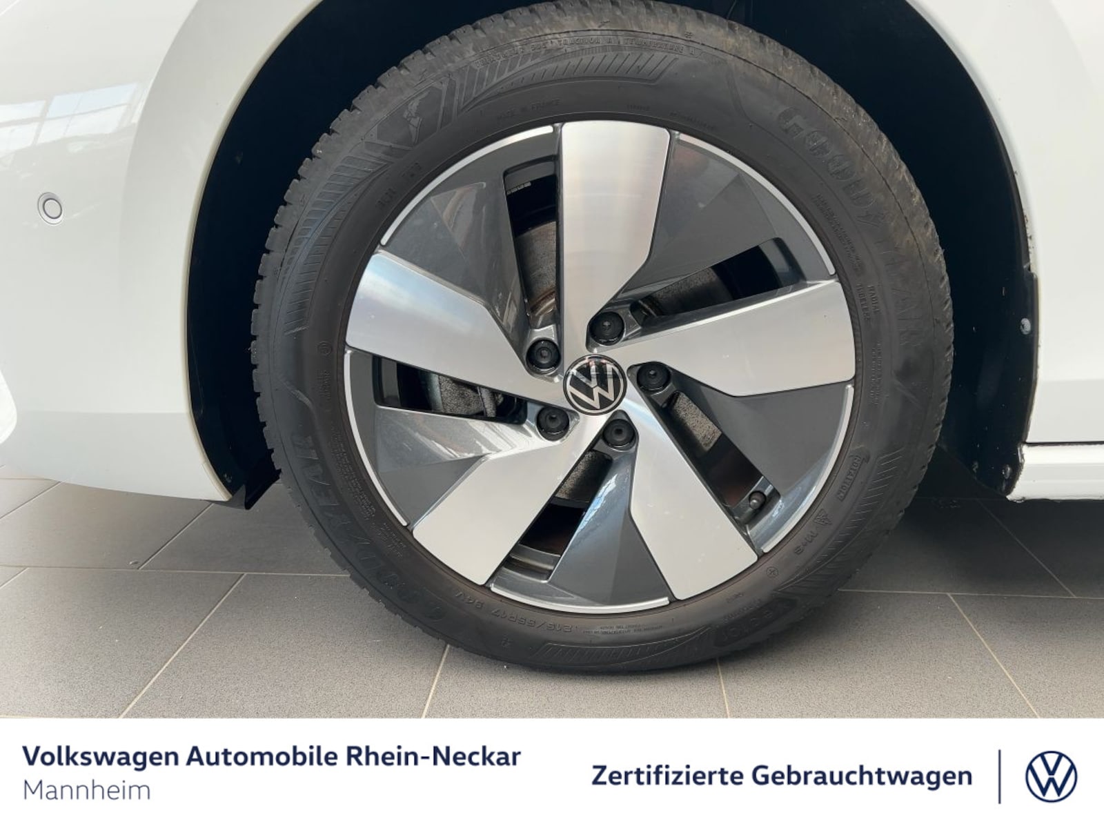 Volkswagen Passat – Bild 11