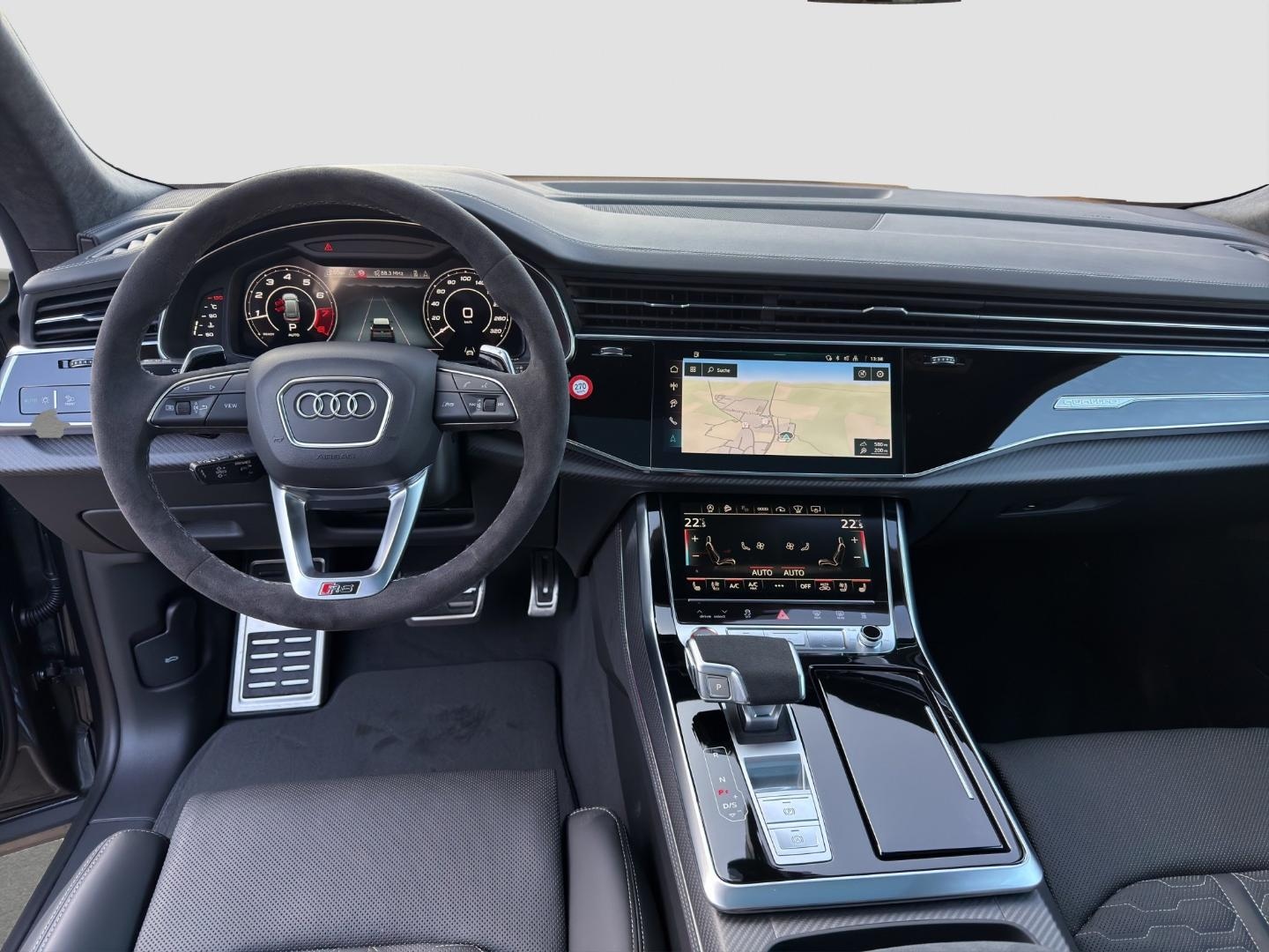 Bild über Audi RS Q8 SUV TFSI quattro 471 kW tiptronic - für weitere Informationen kontaktieren Sie den Audi Partner
