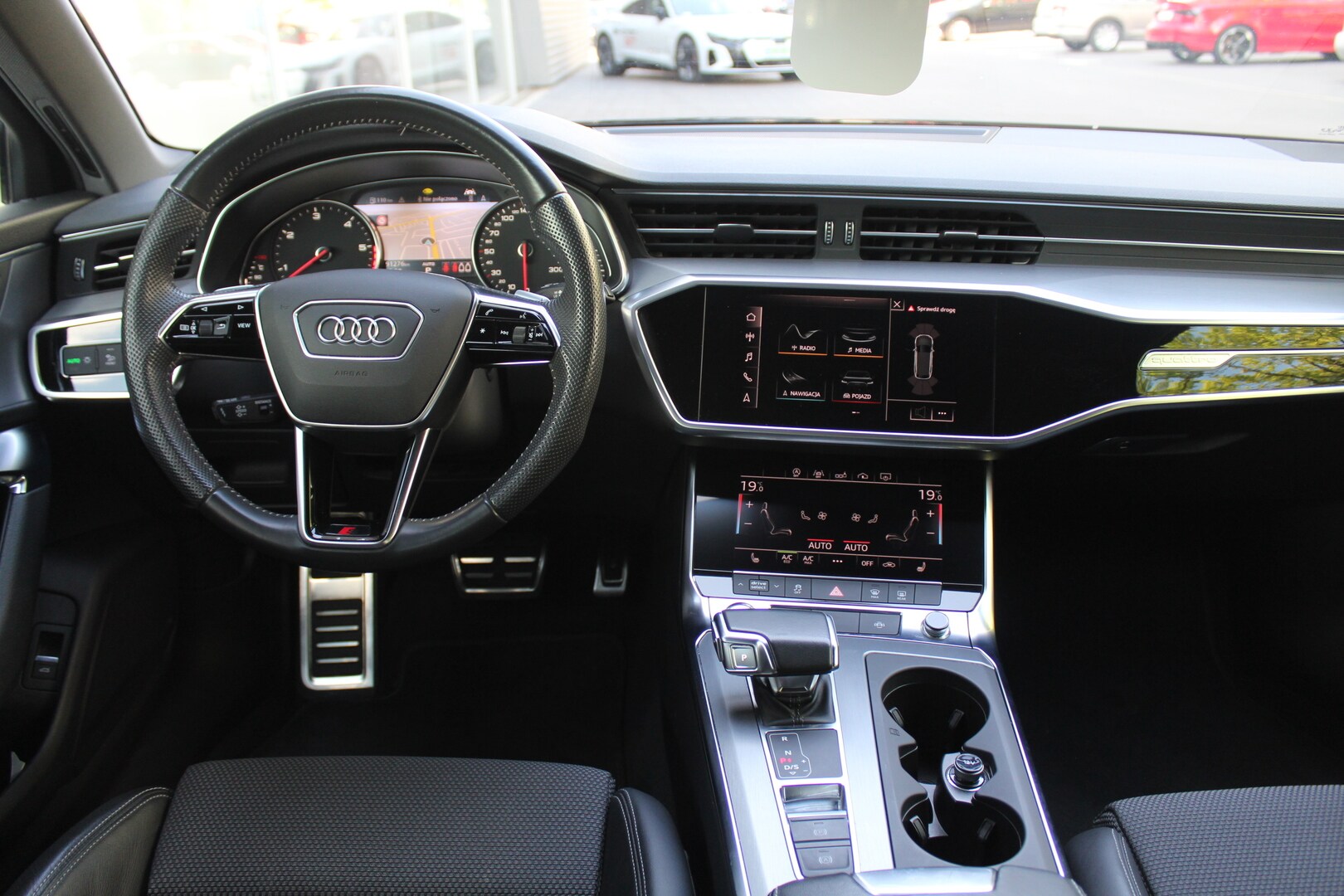 Audi A6 Avant