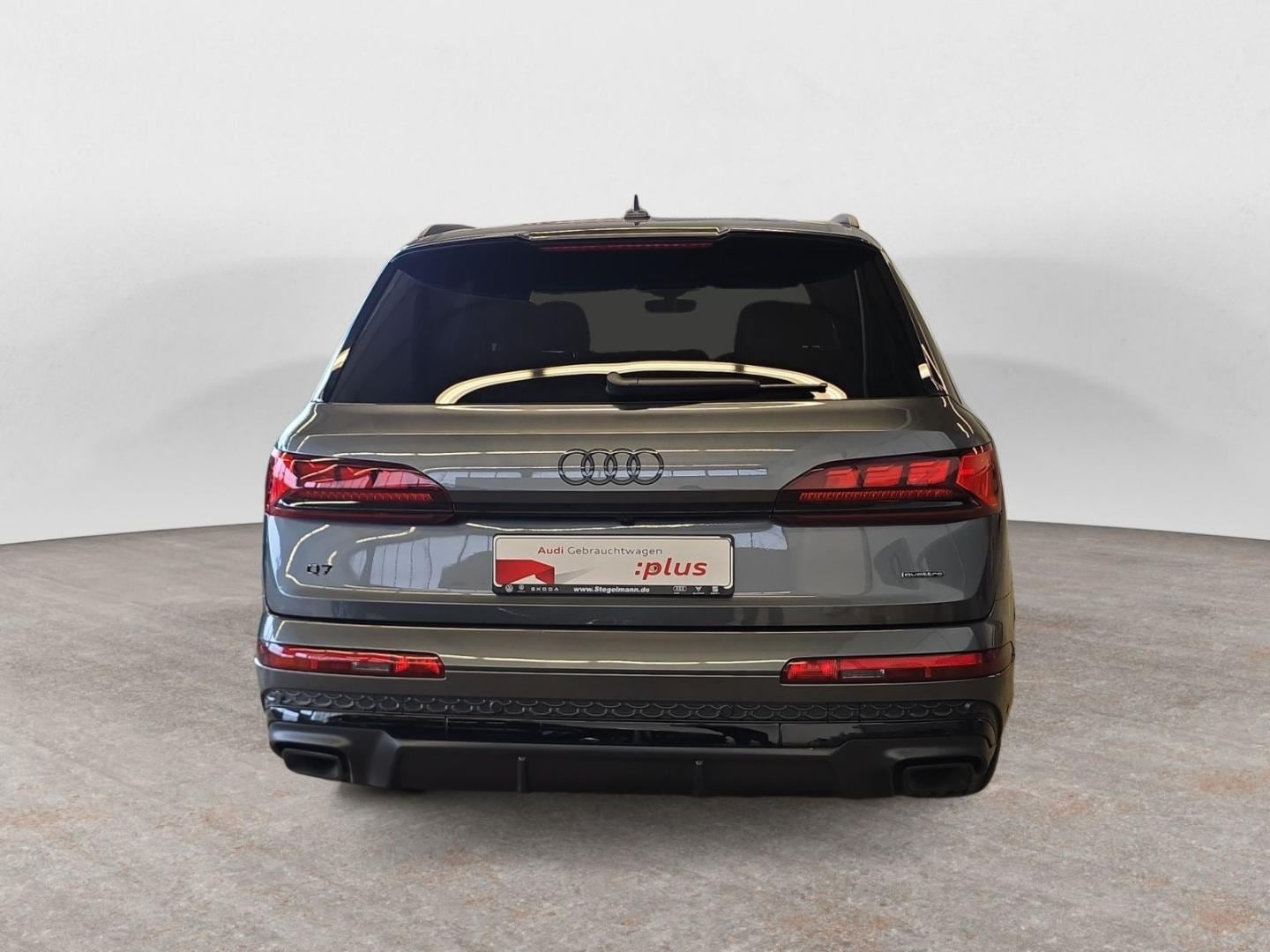 Bild über Audi Q7 SUV S line 55 TFSI quattro tiptronic - für weitere Informationen kontaktieren Sie den Audi Partner