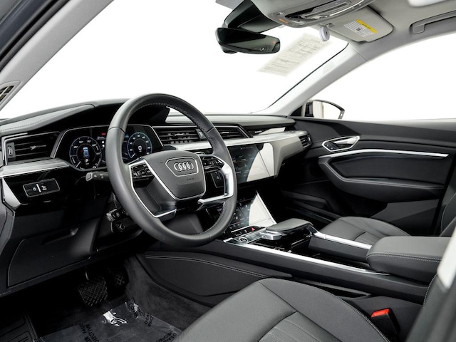 2024 Audi Q8 e-tron