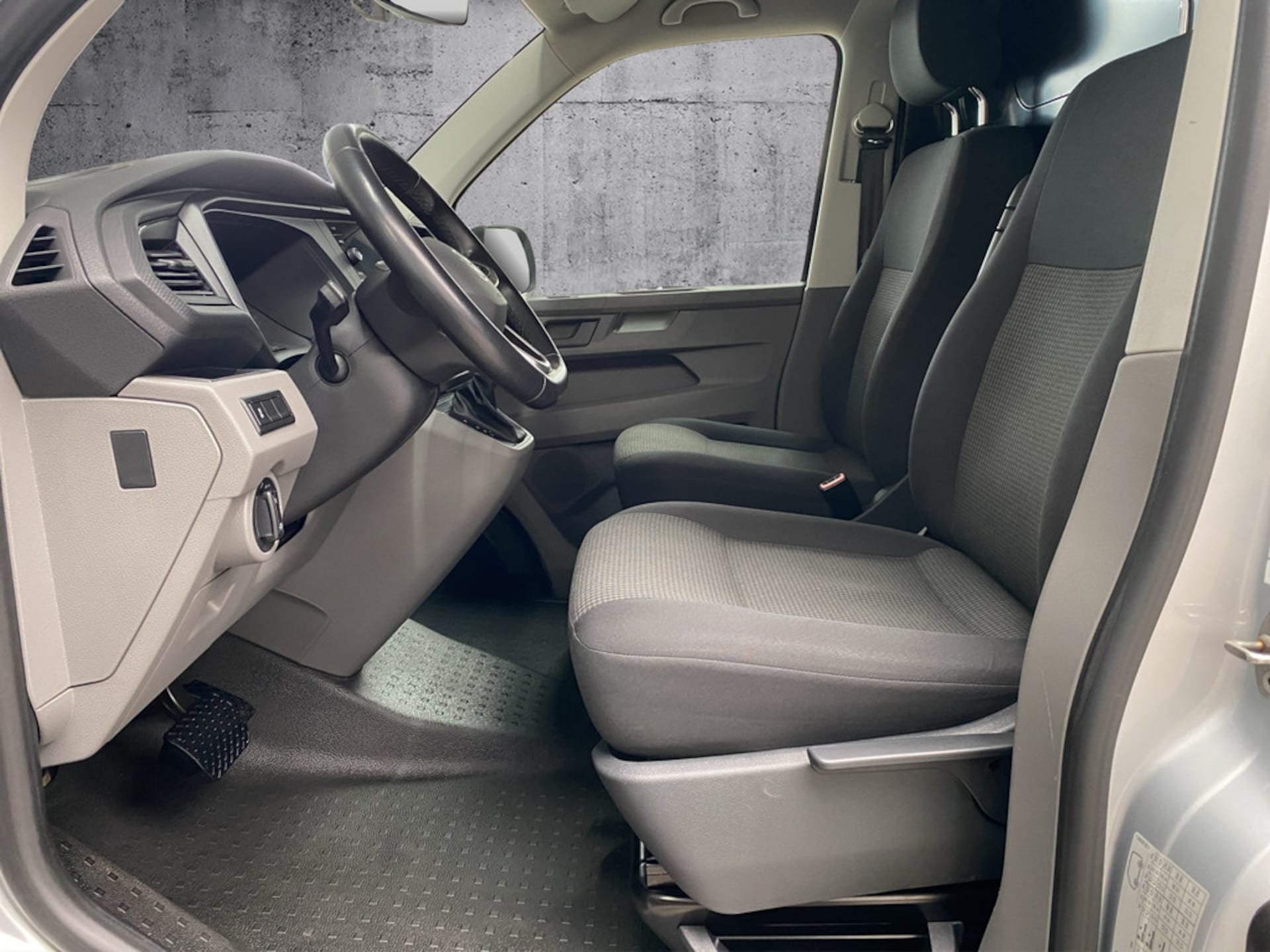 Volkswagen T6.1 Transporter Kasten kurzer Radstand