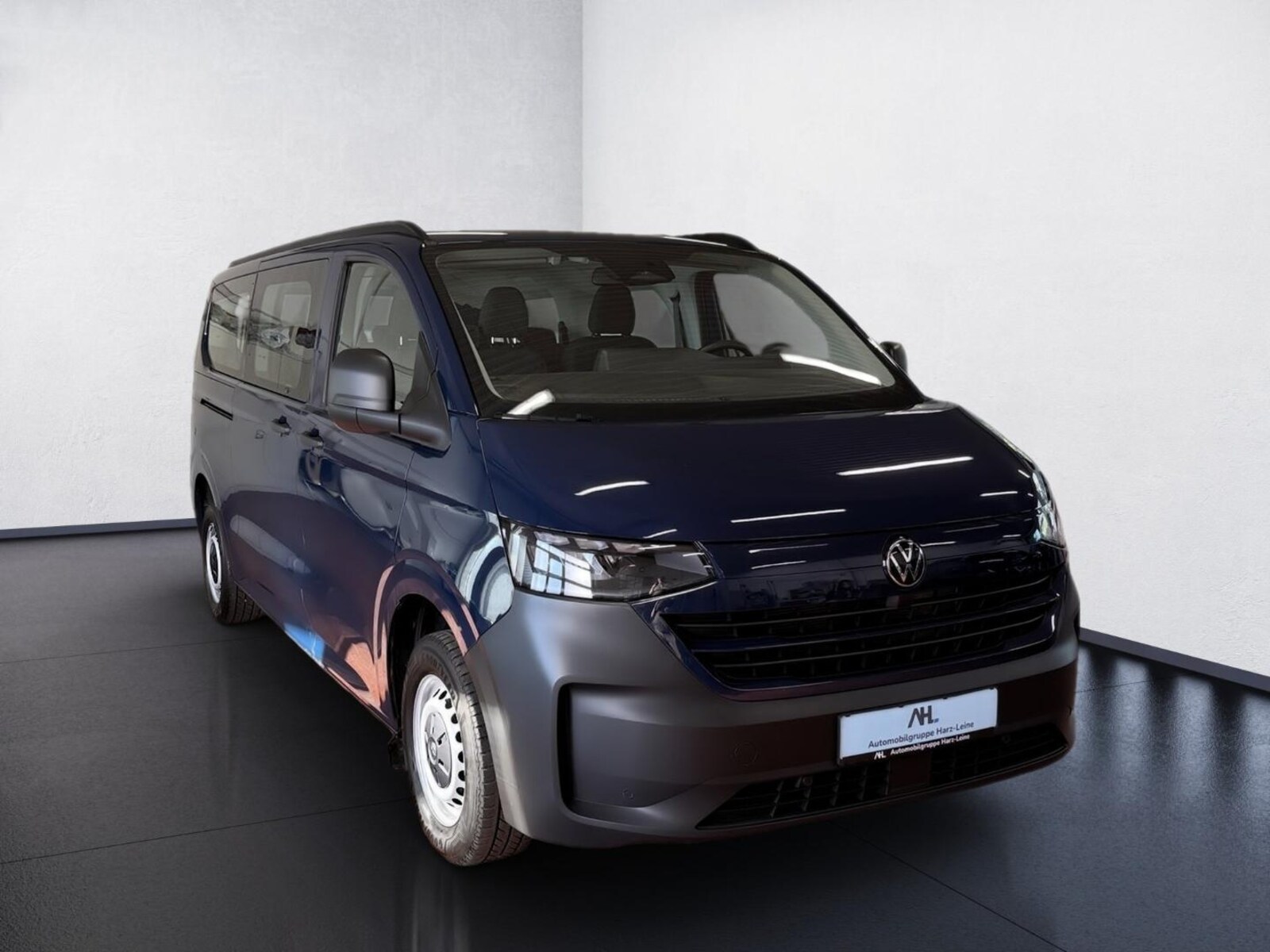 Volkswagen Transporter Kombi langer Radstand – Bild 8