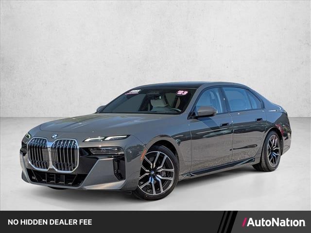 Photo of 2023 BMW 760 