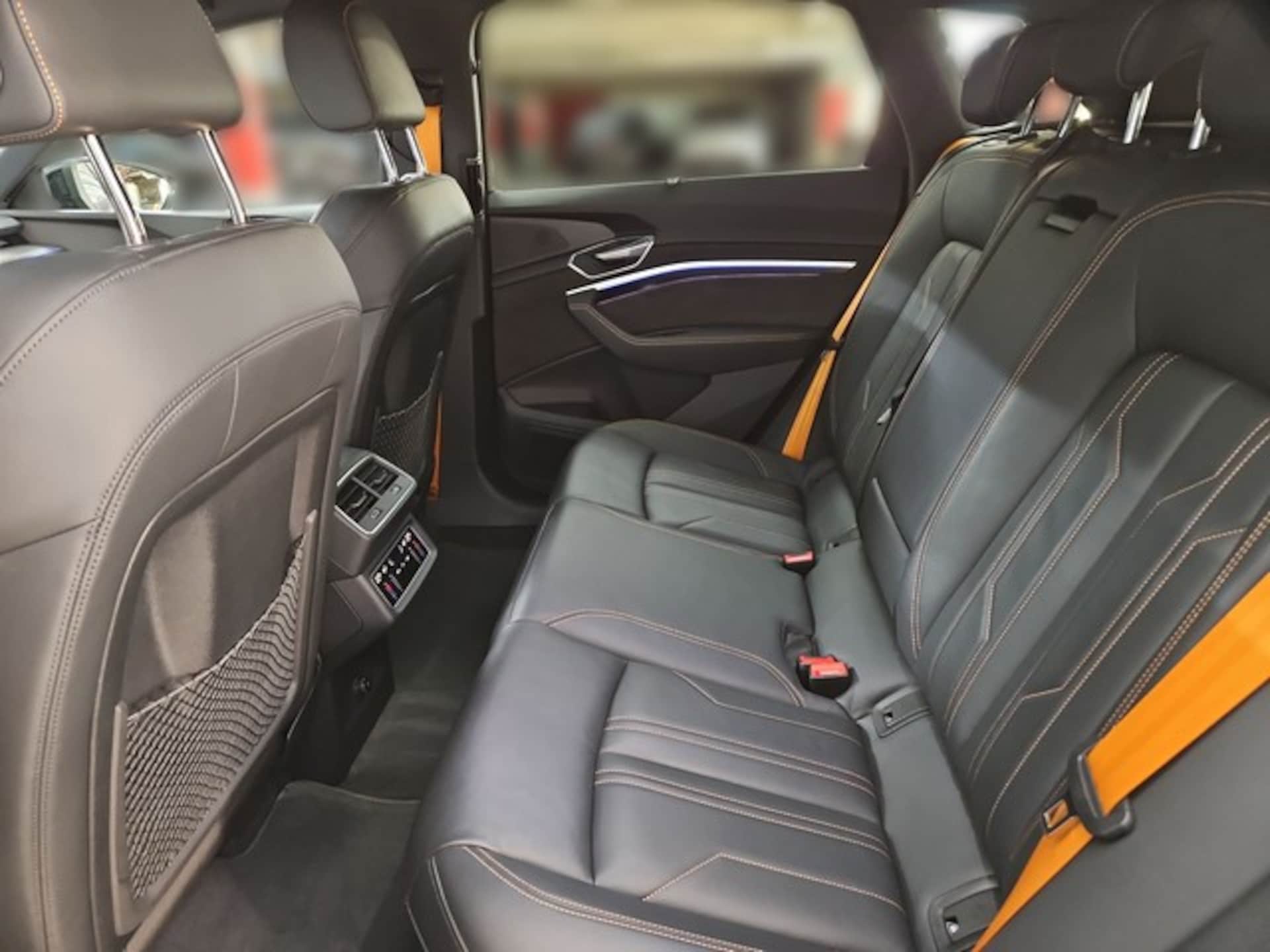 Audi e-tron S line