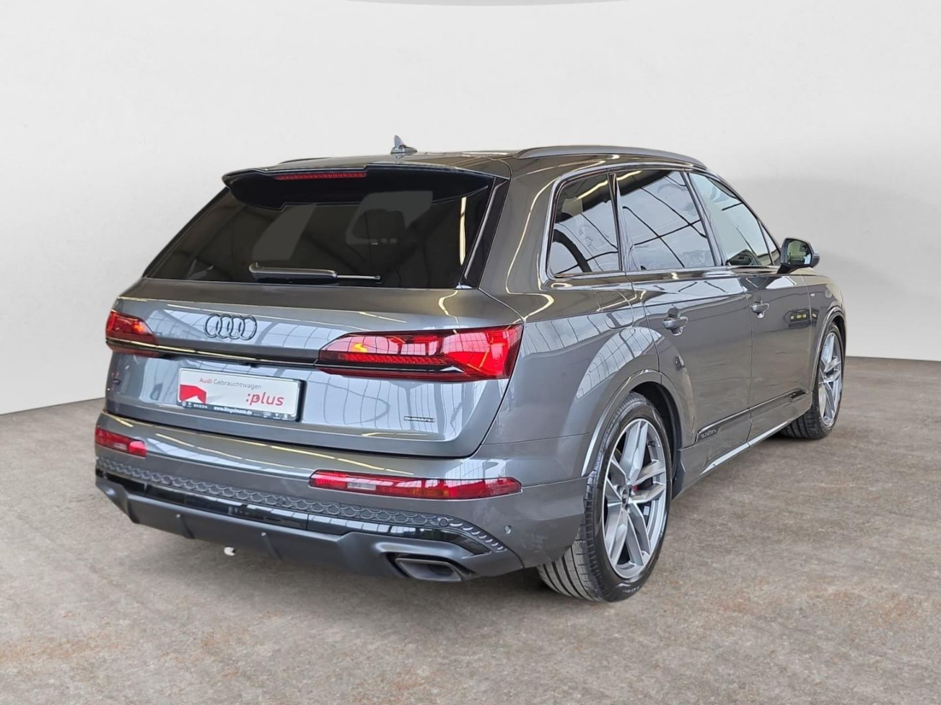 Audi Q7 SUV S line