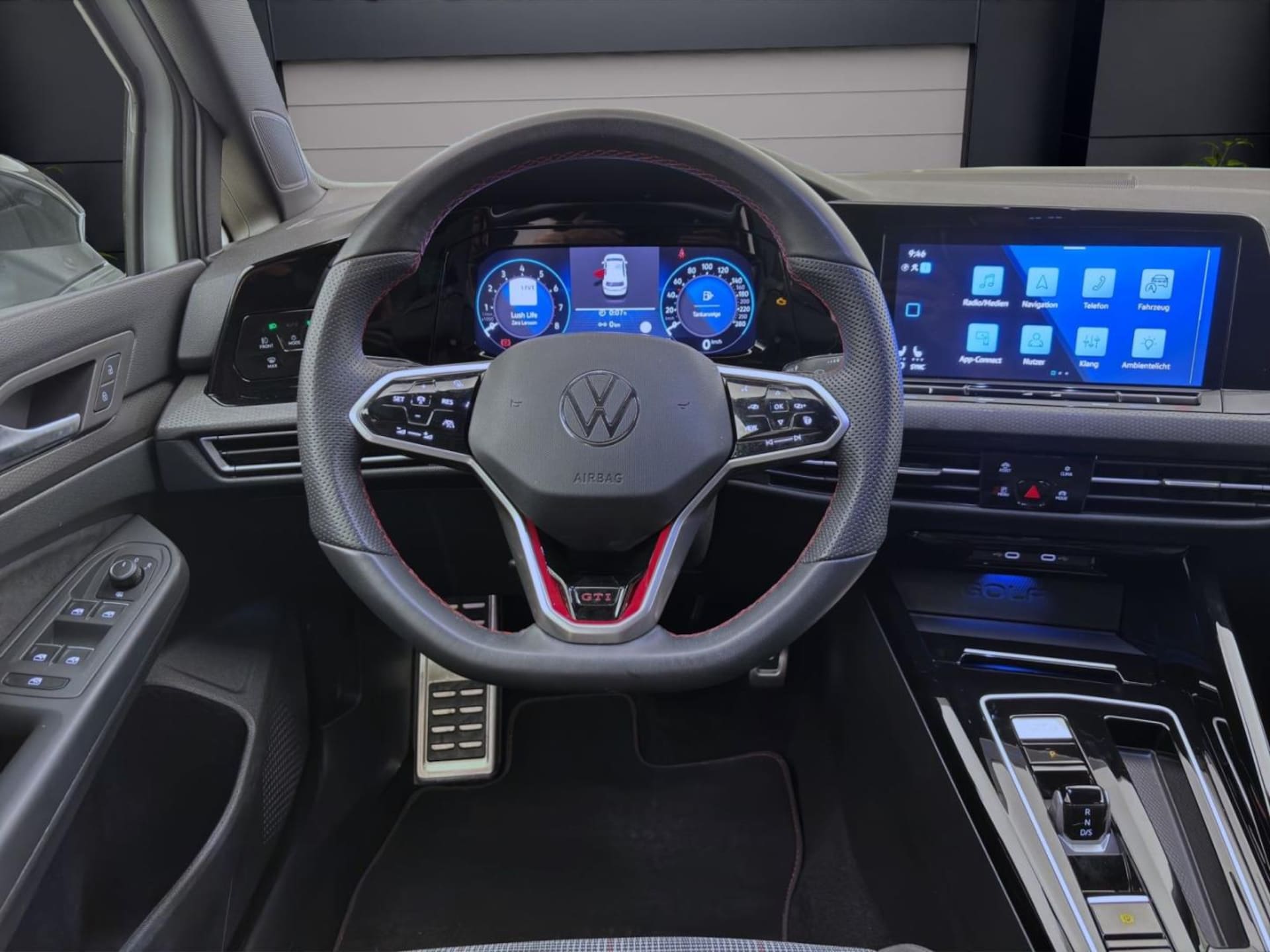 Volkswagen Golf GTI